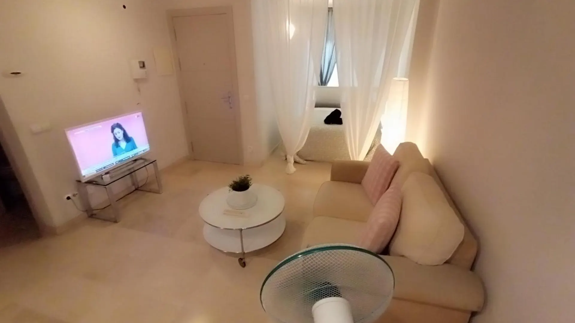 Apartment Apartment-Loft Sagrada Famila L5 Metro Exit Barcelona
